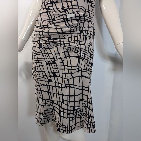 Diane Von Furstenberg Black and Cream Midi Dress - Picture 2 of 10